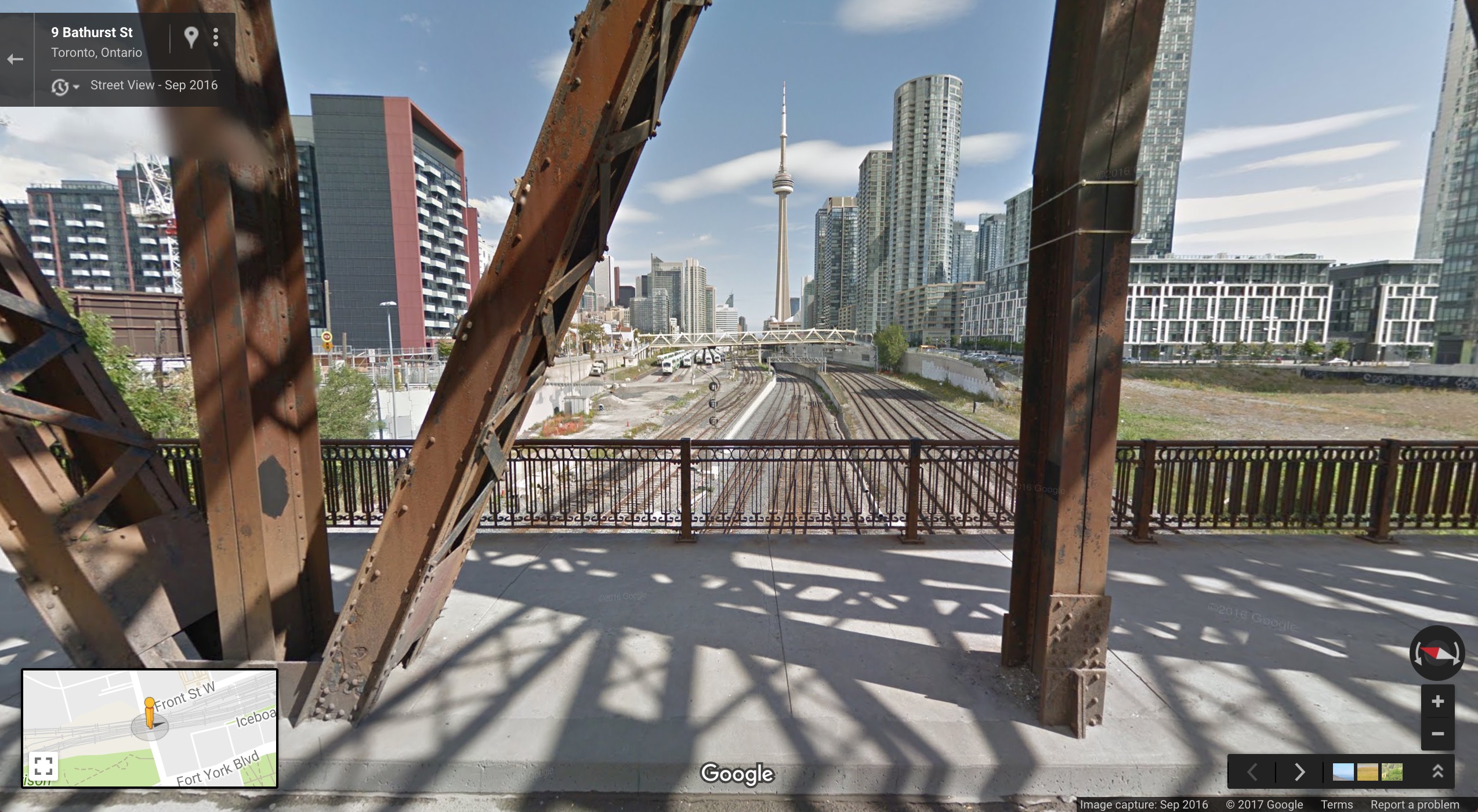 Bridge along Bathurst above the train tracks